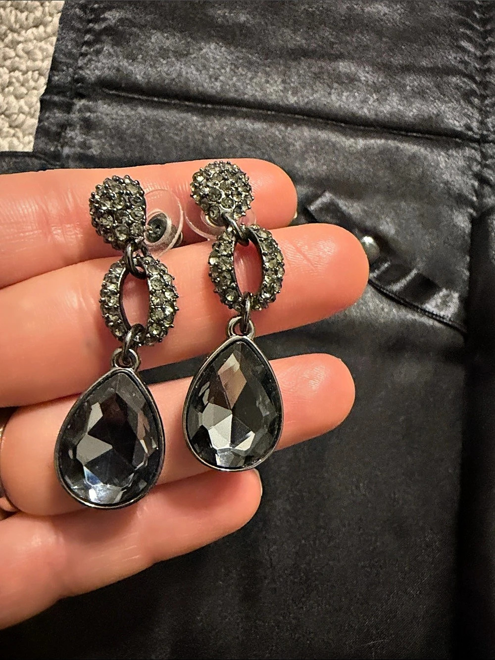 Crystal Teardrop Dangle Earrings in Black & Silver